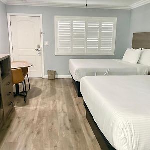 Queen Room Two Queen Beds